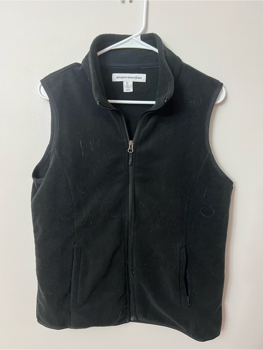 Amazon Essentials Black Fleece Vest with Full Zip